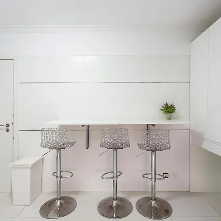 Tatiana 3br - Center - Aircon - Wifi - By Homesbyfc Olhão